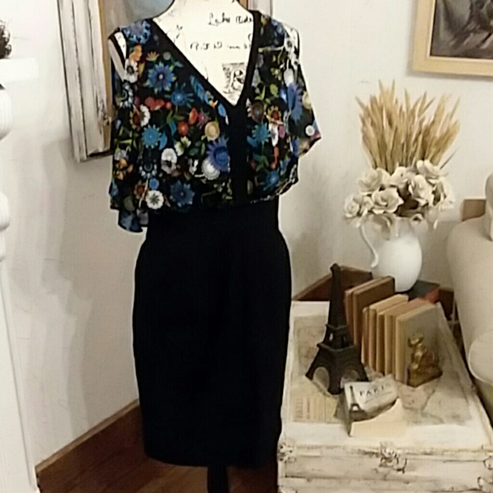 Nicole Miller Bodycon Cold Shoulder Dress, Sz 12